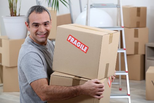 Removal van in Kentish Town with clear pricing information