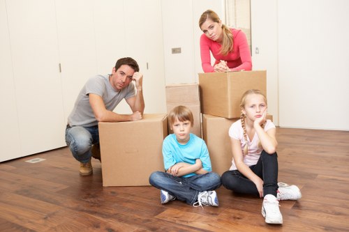 Removal van and contact call to action