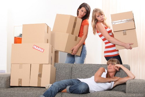 Local removal van service supporting a flat move in Kentish Town
